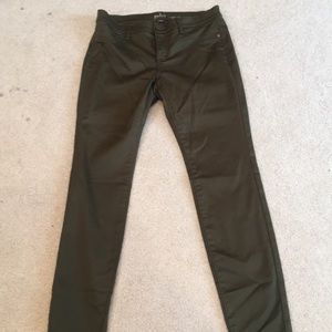 Olive green NY&C slim leg jeans